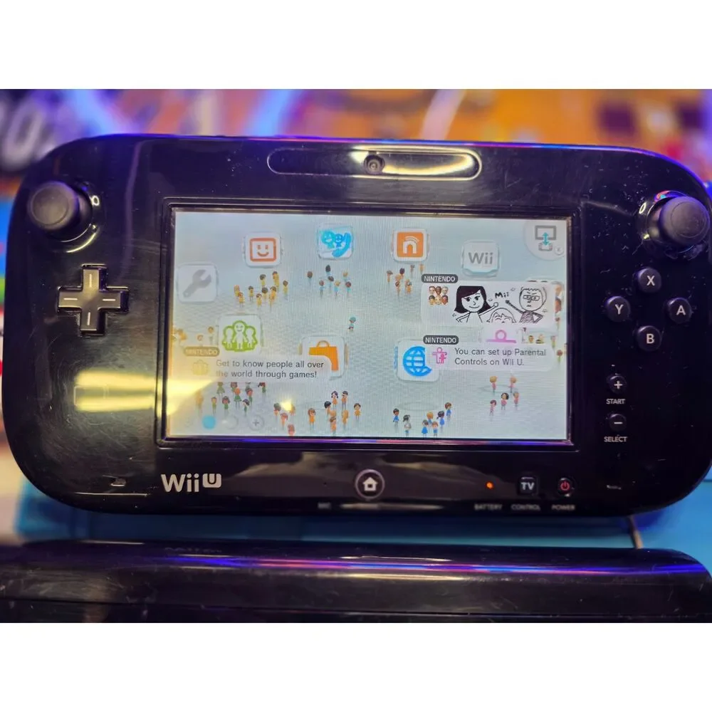 Nintendo Wii U 32GB Black Deluxe Console Bundle w/ GamePad, 5 Games, Cords